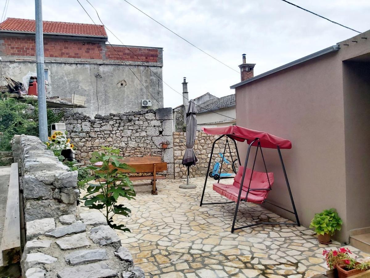 Apartmani Afrodita Crikvenica Exterior photo