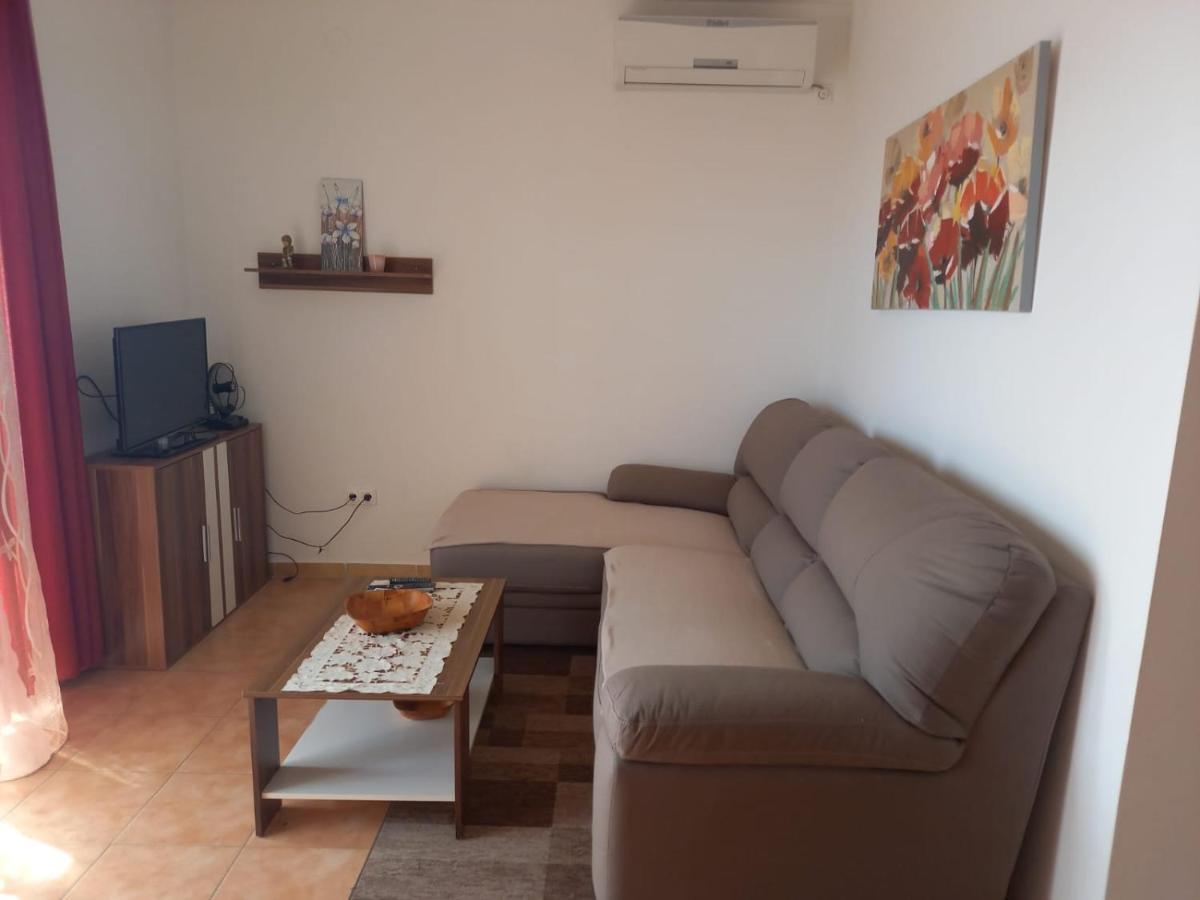 Apartmani Afrodita Crikvenica Exterior photo
